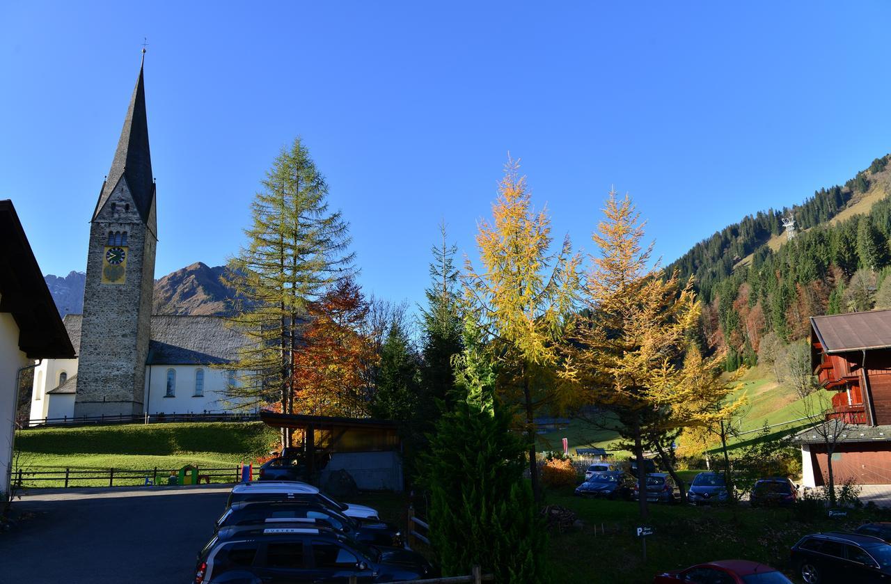 Hotel Tradizio Mittelberg Exterior photo